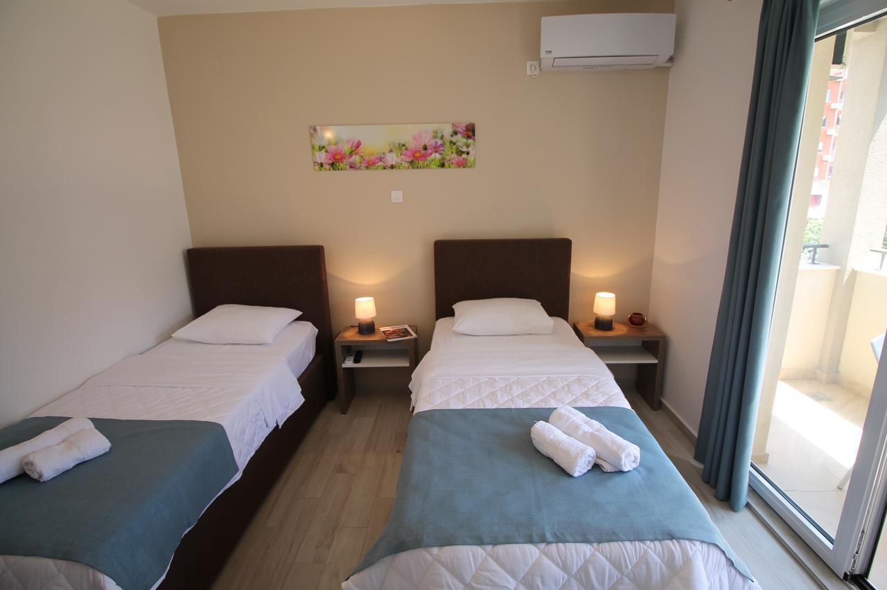 Le Marc Guest house Budva Extérieur photo