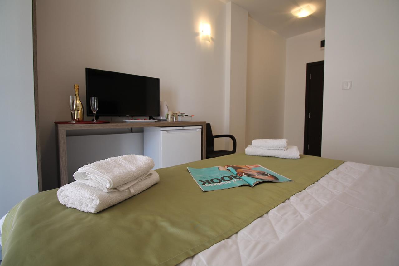 Le Marc Guest house Budva Extérieur photo