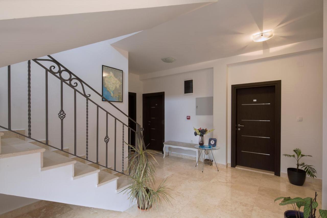 Le Marc Guest house Budva Extérieur photo