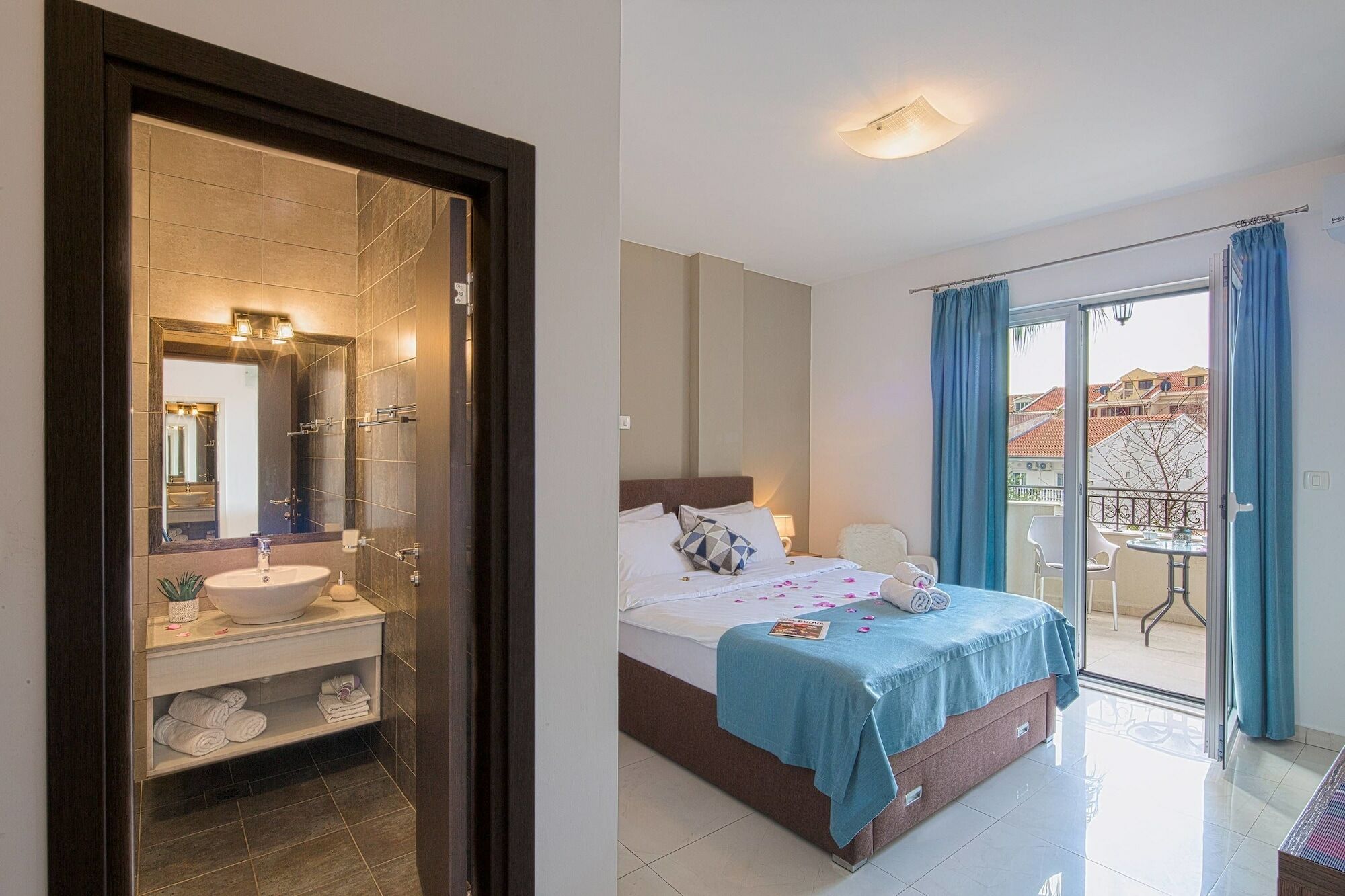 Le Marc Guest house Budva Extérieur photo